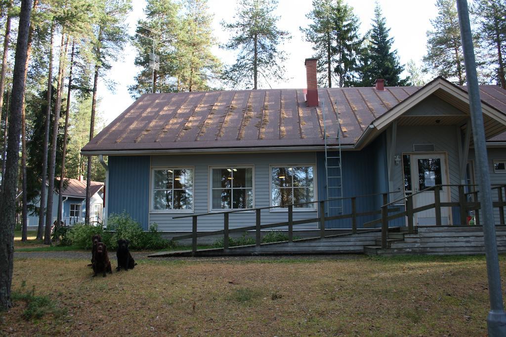 Lohijaerven Eraekeskus Hotel Lohijarvi Exterior photo